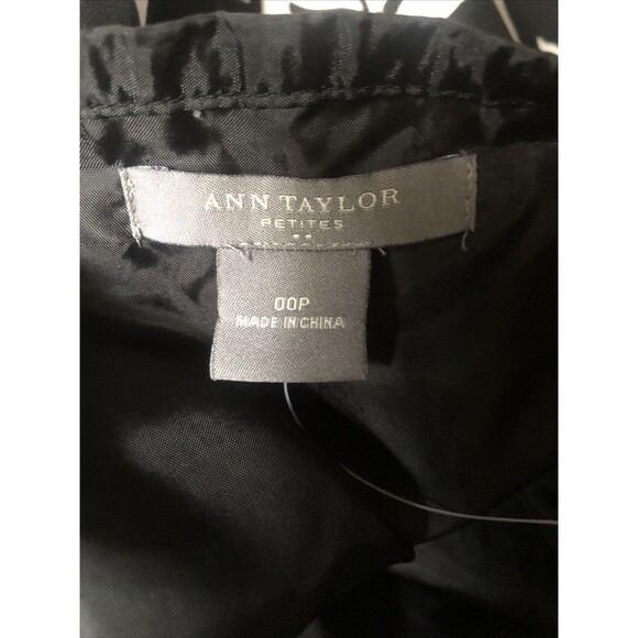 Ann Taylor Loft Skirt 00P White Black Floral Pattern A-Line Paneled Lined Zip - Picture 3 of 4